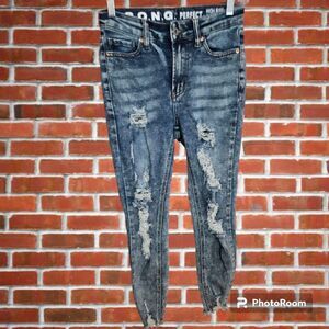 S.O.N.G. Perfect High‎ Rise Skinny Ankle Distressed Women's Size 3/26 (A56)